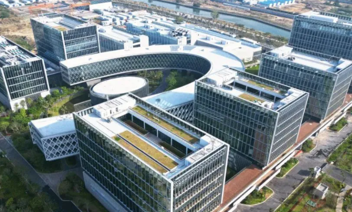 山东泛亚新材料有限公司快干水泥在道路抢修工程中的应用解析